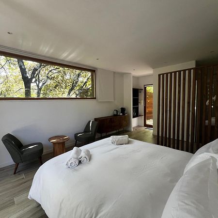 La Canopee Private Ecolodges Nîmes Exterior photo