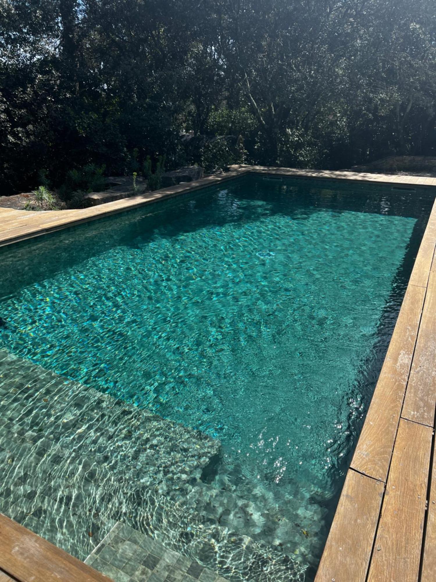 La Canopee Private Ecolodges Nîmes Exterior photo